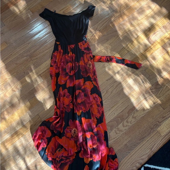 Dresses & Skirts - Off shoulder Formal Flowy Maxi Dress princess opera dress black and red print